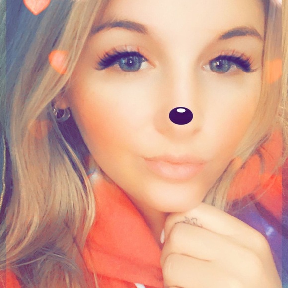 Meet your Posher, Lottie - Picture 9 of 16